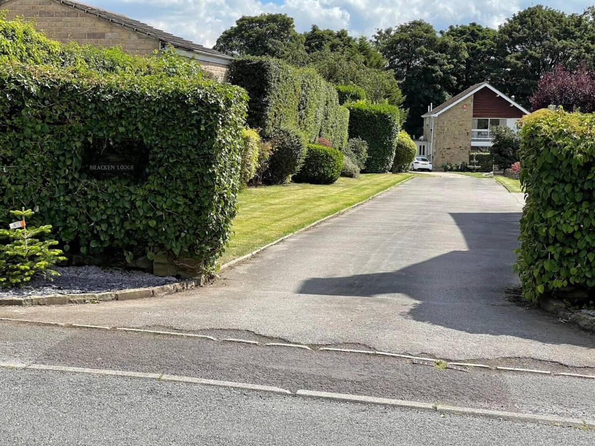 Brighouse Studio - Pet Friendly! - Free Parking Exterior photo